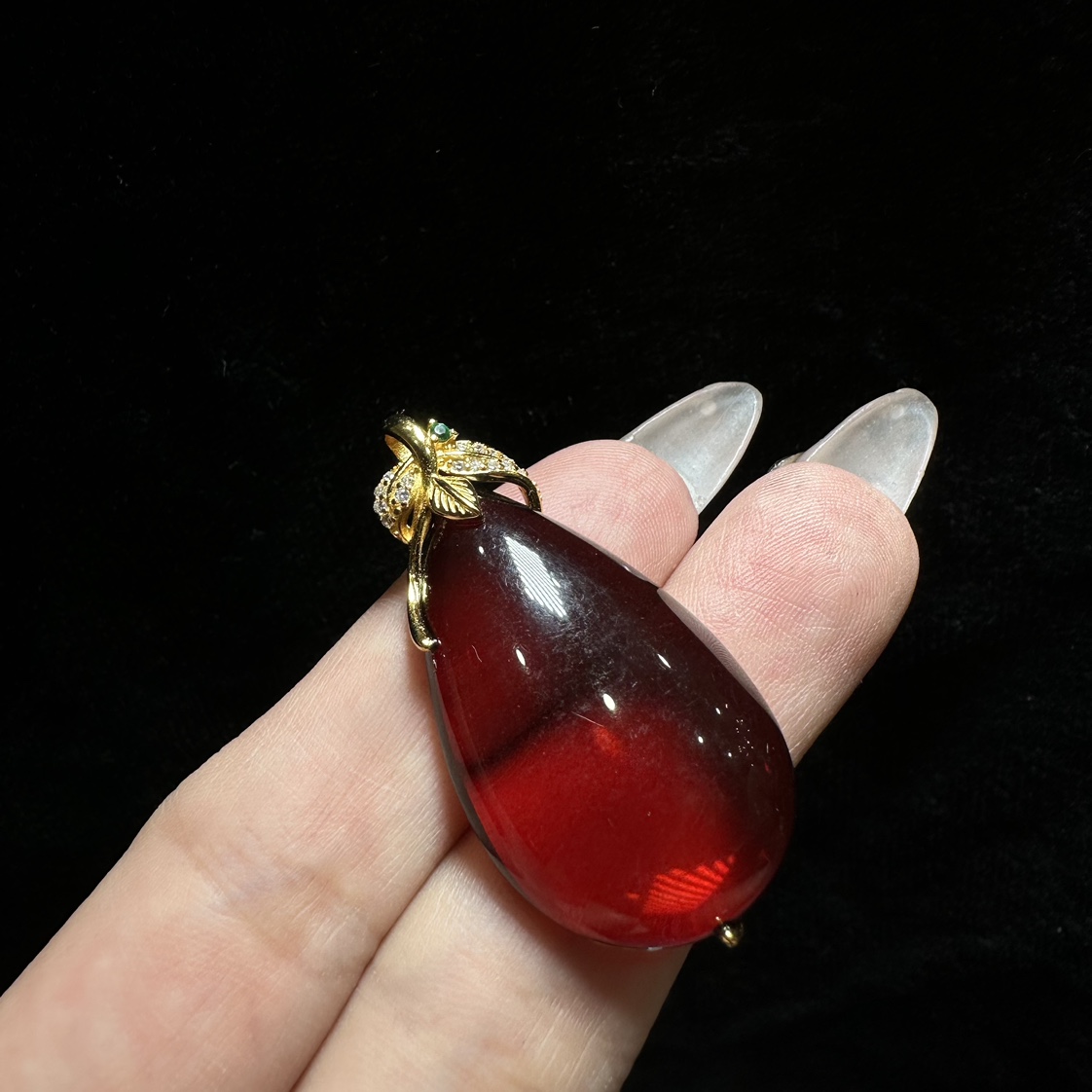血珀吊坠 约34x21mm