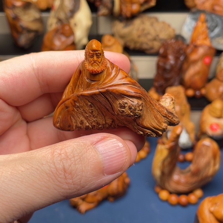 自***鸟柏木（崖柏）145665559989999999