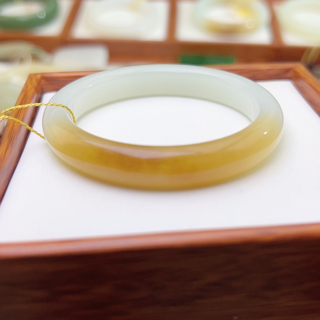 和田玉手镯未镶嵌50.6