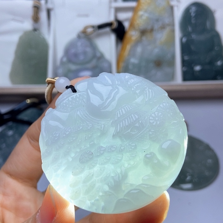翡翠未镶嵌颈饰翡翠