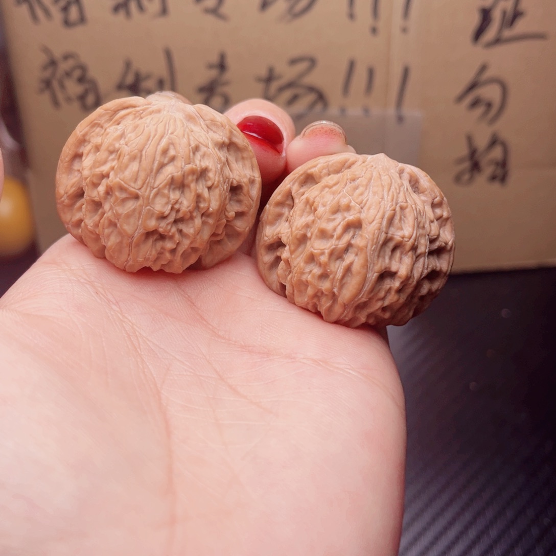 文玩核桃吊坠山地磨38尺