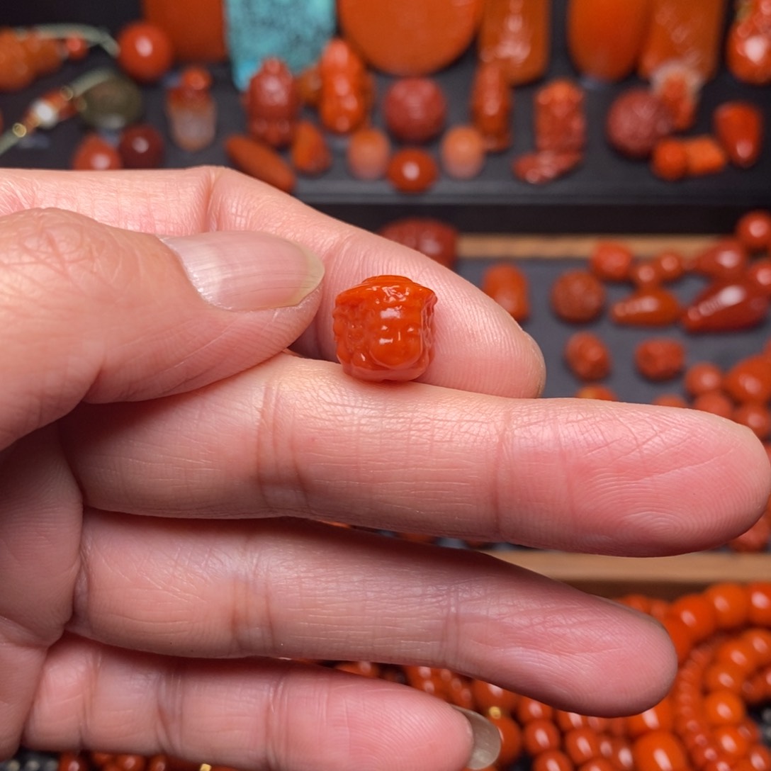 南红玛瑙配饰未镶嵌帝*心