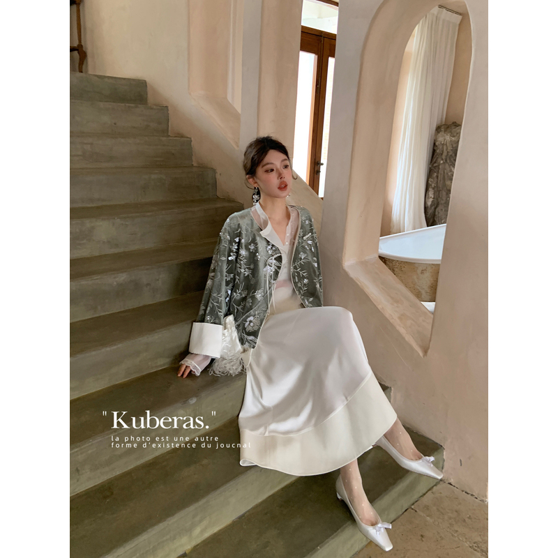 KUBERAS 目椿流云 优雅气质高级感重工拼接大摆高腰半身裙A字长裙