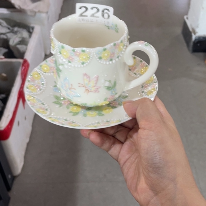 瓷片226哈哈哈哈哈哈