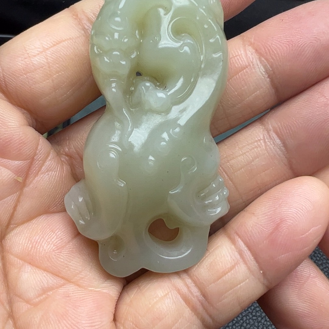 和田玉（糖玉）未镶嵌吊坠(不含链)