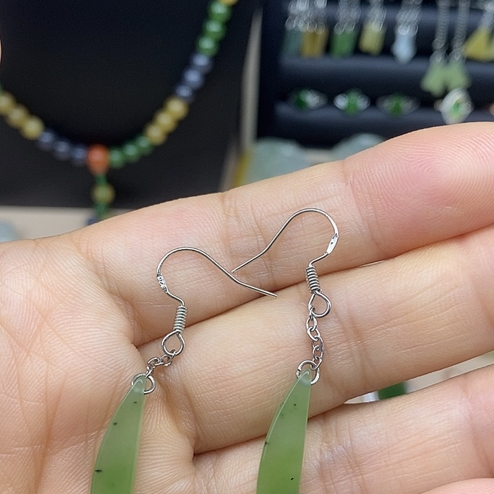 和田玉银S925镶嵌耳坠