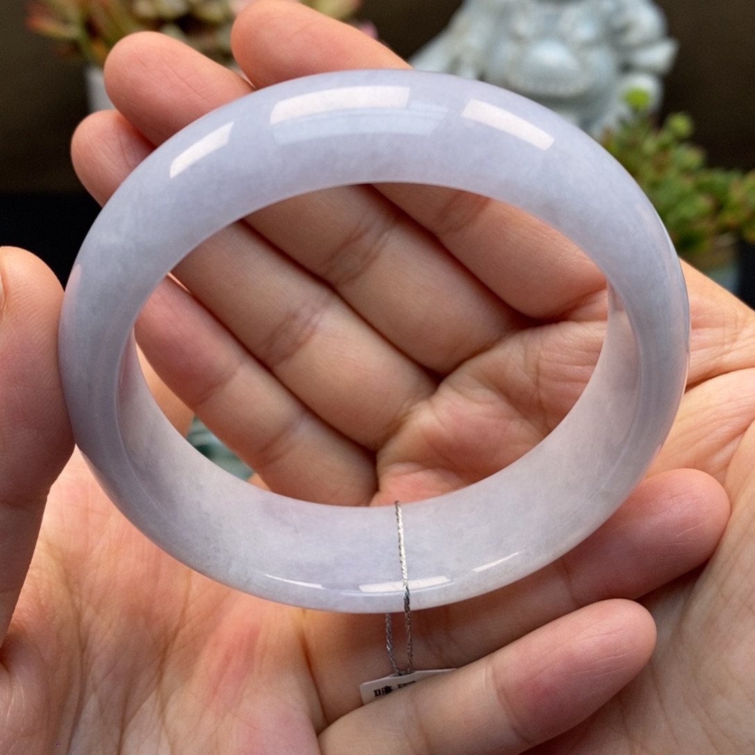 翡翠手镯未镶嵌天然