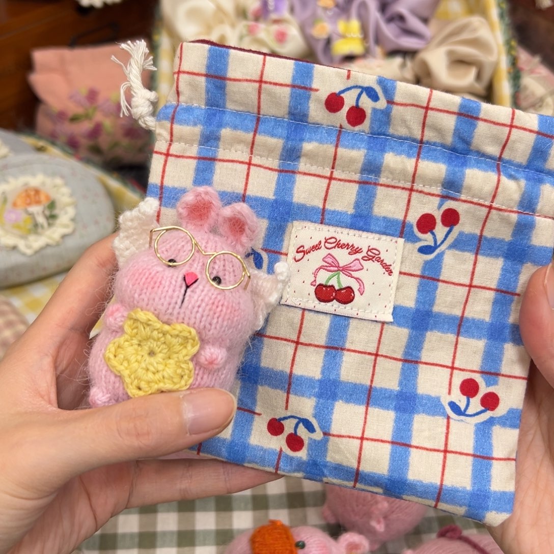 毛绒钩织刺绣手工包包玩偶居家用品