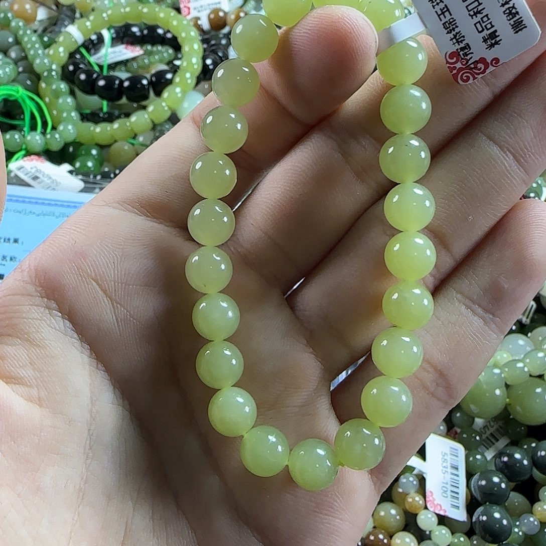 未镶嵌和田玉手链23