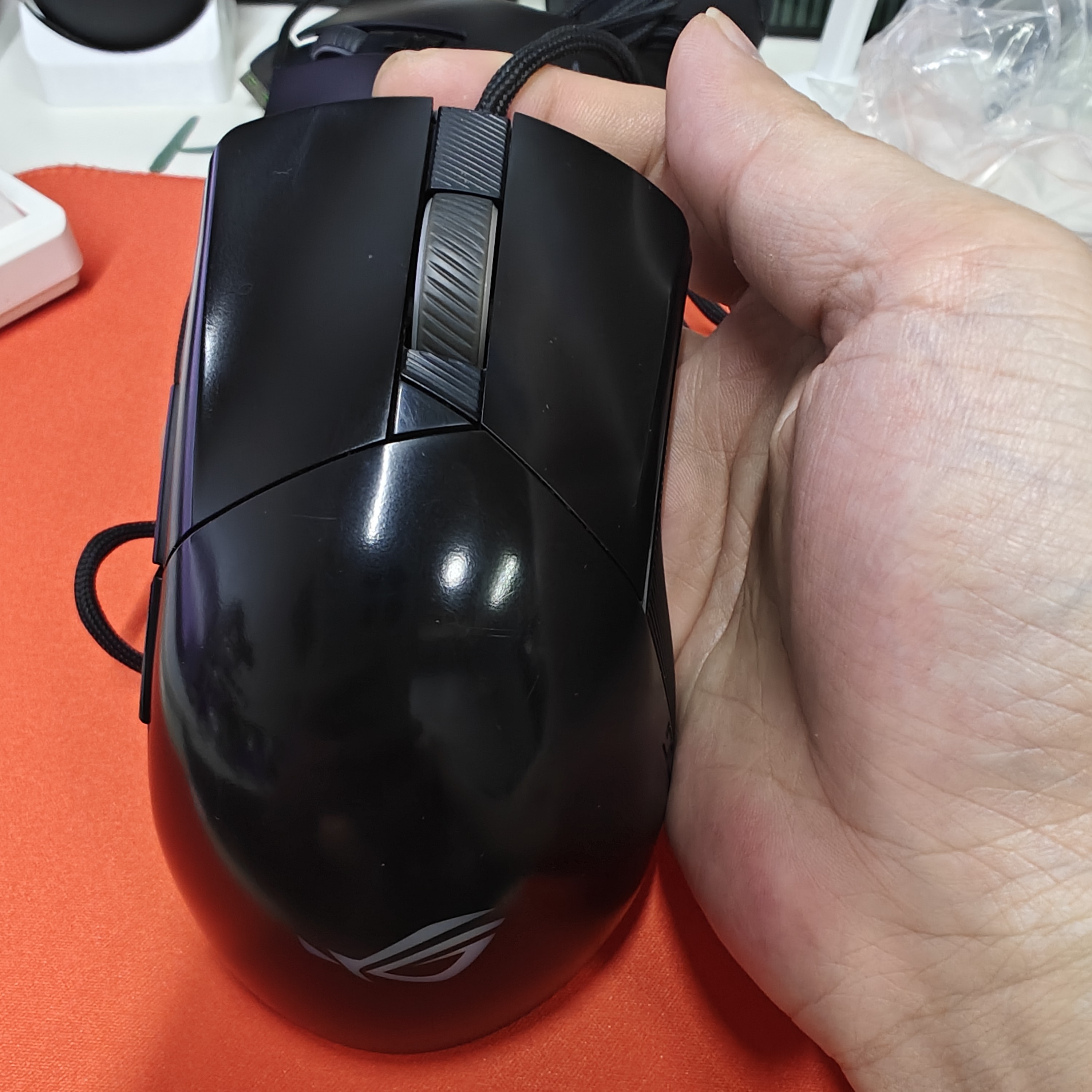 9新 ROG/玩家国度 战刃三有线电竞鼠标