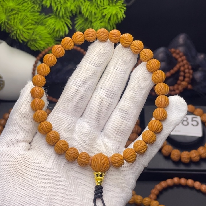 离***俗吊坠桃核小金豆0.95