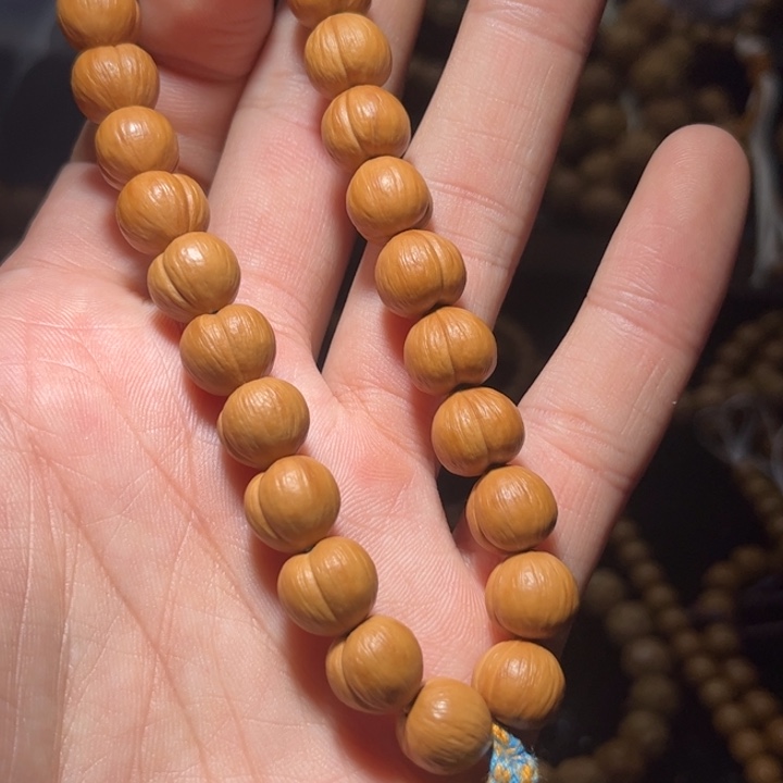 吊坠猴头核桃龙岩11+屁桃手持全品无瑕无药