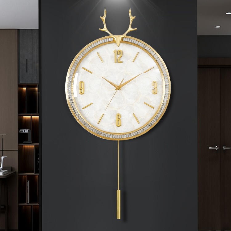 轻奢现代简约家用贝壳时尚圆形创意纯铜挂表客厅奢华大气静音钟表