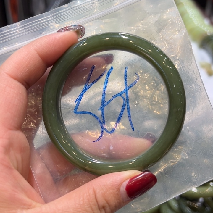 和田玉（糖玉）手镯未镶嵌