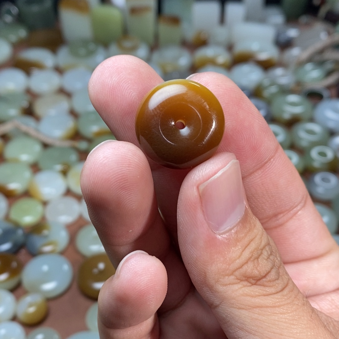 和田玉吊坠(不含链)未镶嵌九