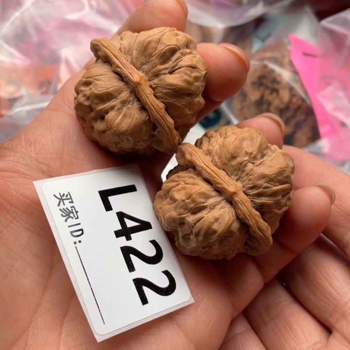 文玩核桃把件娃娃