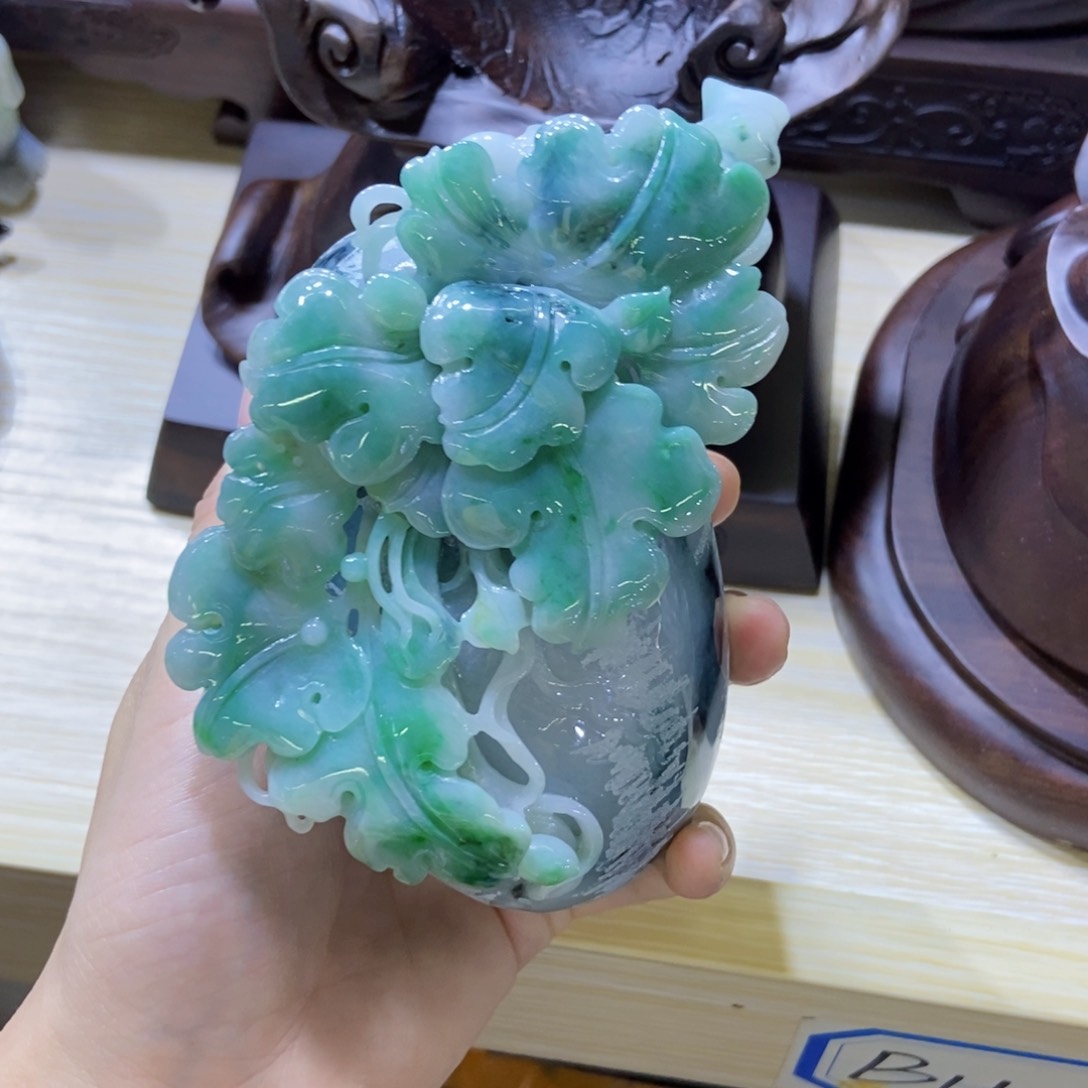 未镶嵌挂件翡翠@***红好看的翡翠呱呱来财