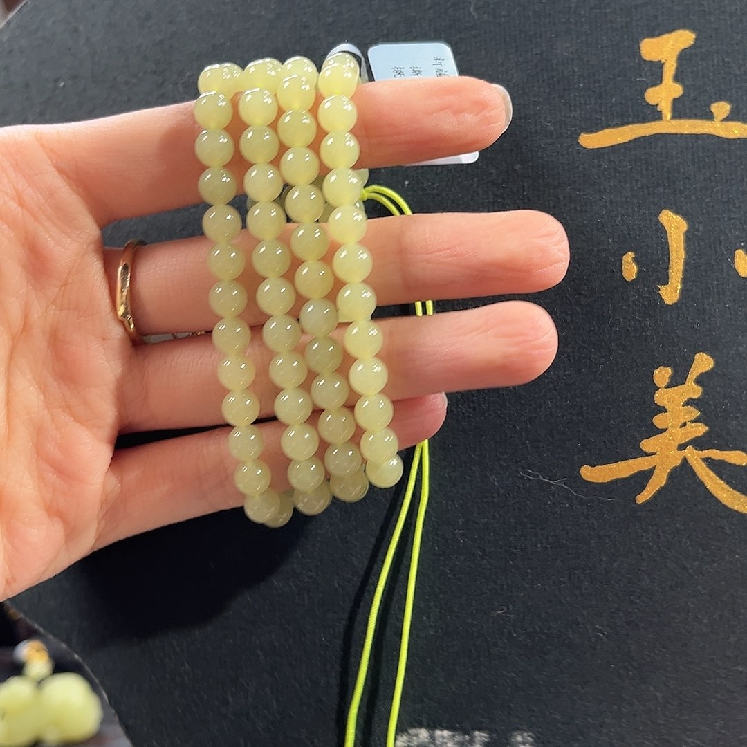 和田玉未镶嵌颈饰若羌黄口6