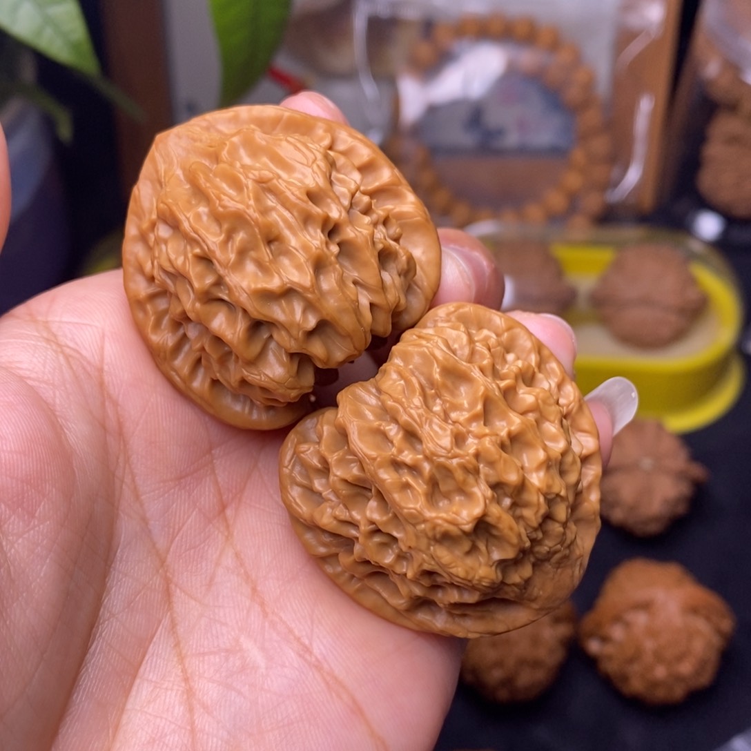 文玩核桃把件你*38龙门涧