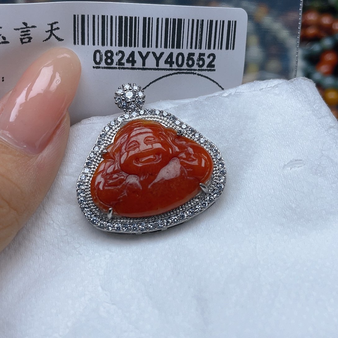 吊坠(不含链)未镶嵌翡翠
