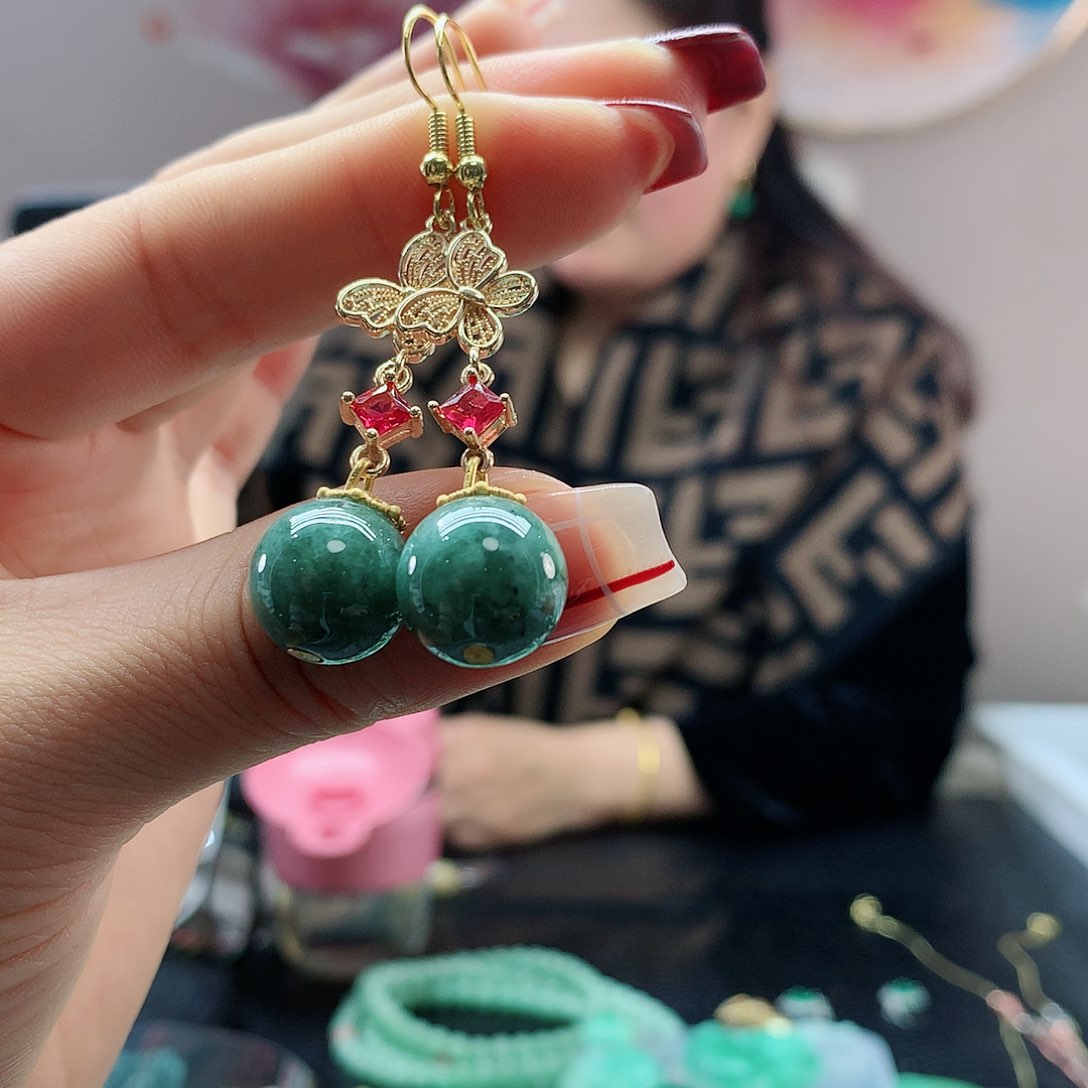 【闪购商品】翡翠耳饰未镶嵌，