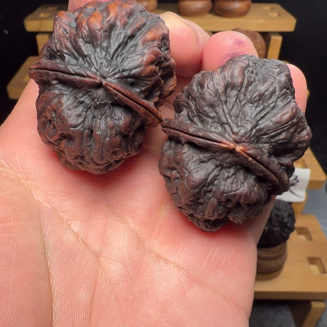 文玩核桃吊坠九五玄包