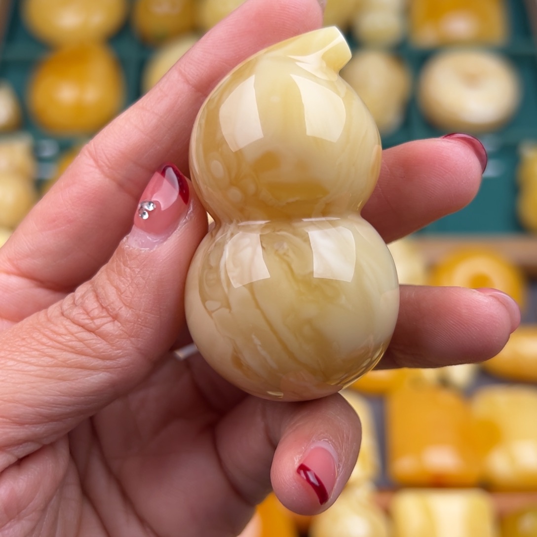 琥珀颈饰未镶嵌纯天然琥珀蜜蜡无优化