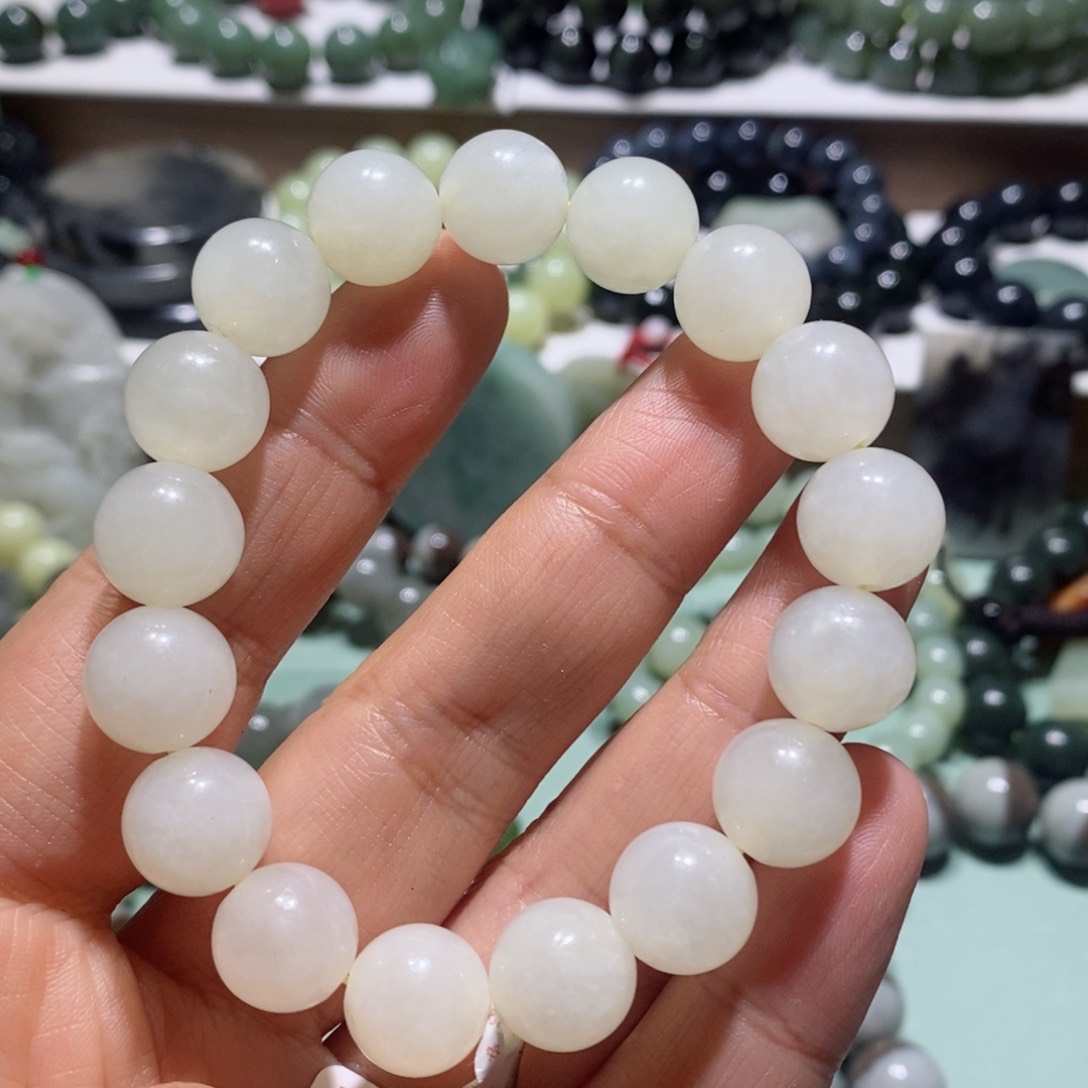 和田玉手链未镶嵌