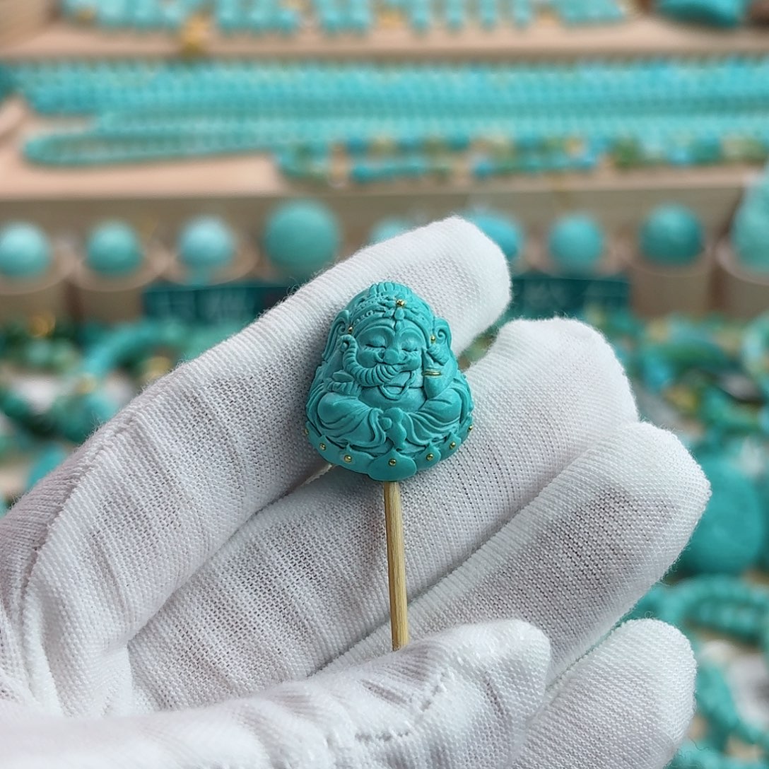 绿松石未镶嵌珠宝奇石