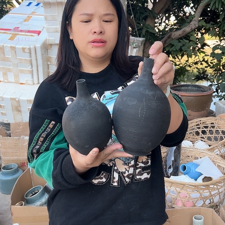 瓶高度21厘米口径1.5厘米微瑕捡漏