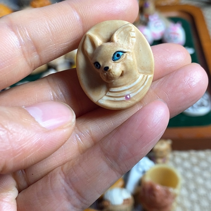 配饰鹿角雕刻法老猫一个