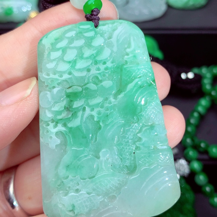 翡翠未镶嵌毛衣链
