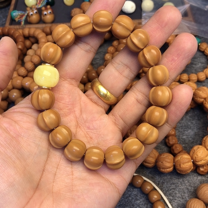 猴头核桃手串梦*剑鲨鱼