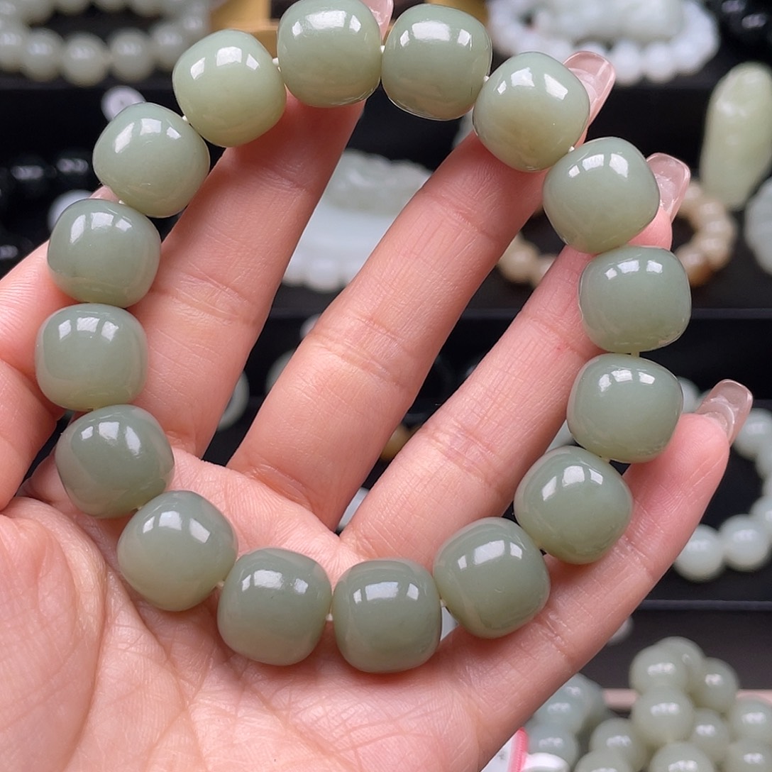 和田玉手串未镶嵌