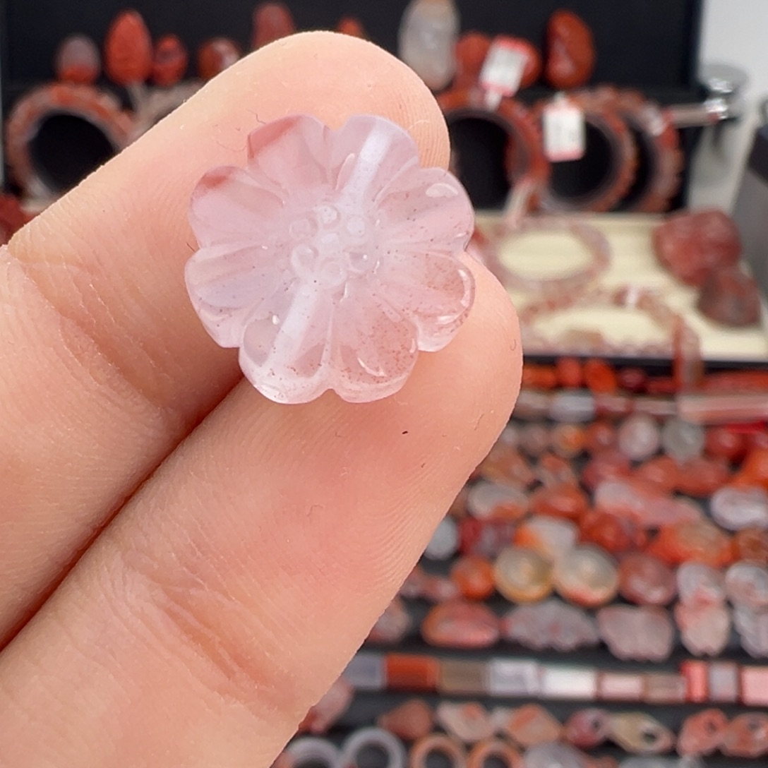 南红玛瑙未镶嵌颈饰小雏菊