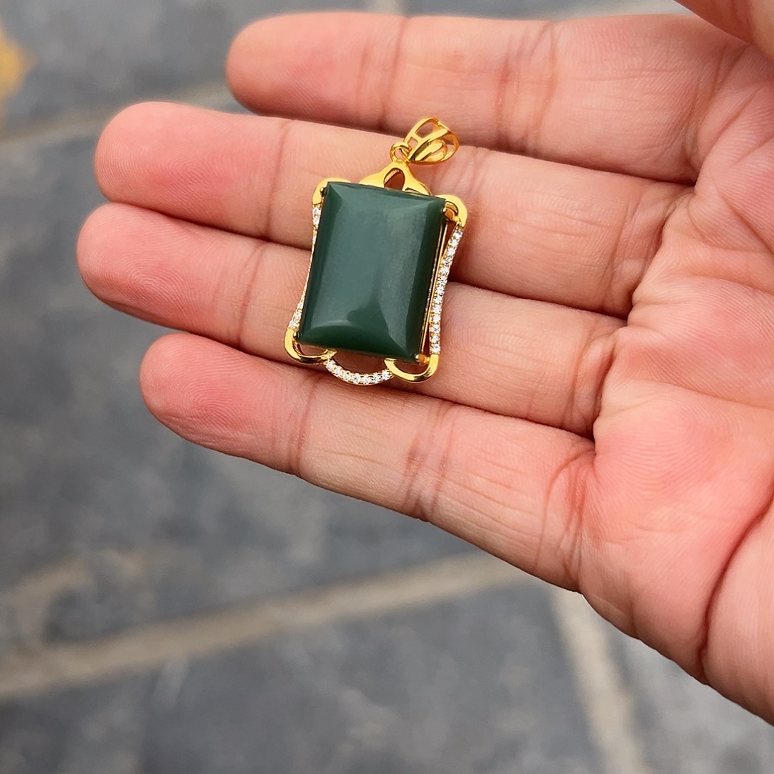 和田玉银S925镶嵌方牌