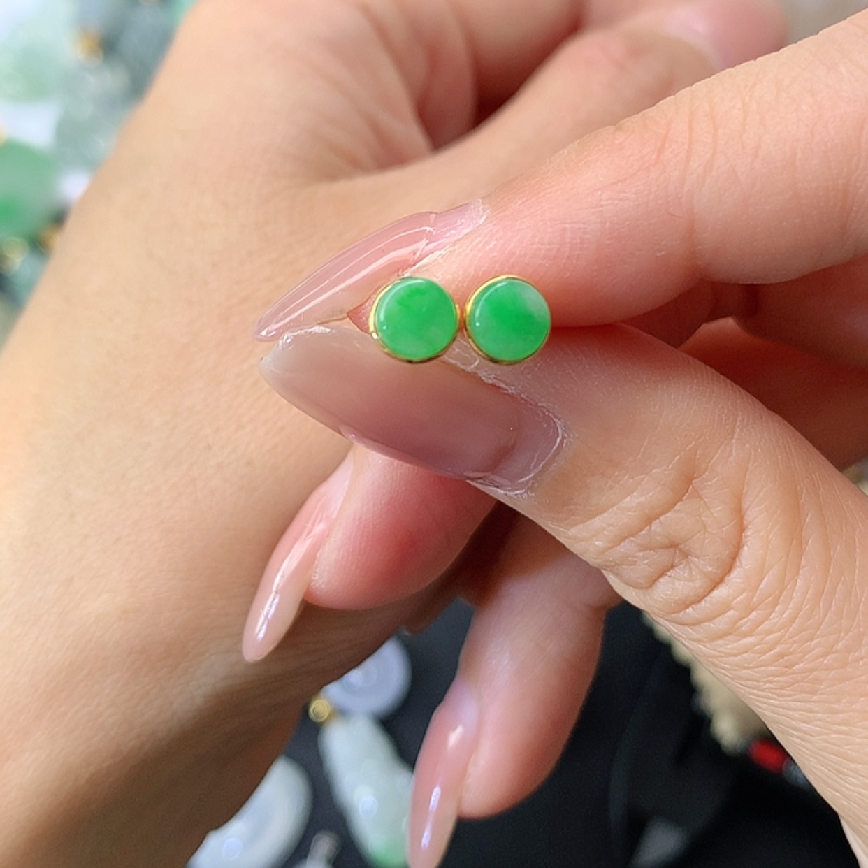 【闪购商品】翡翠吊坠(不含链)18K金镶嵌