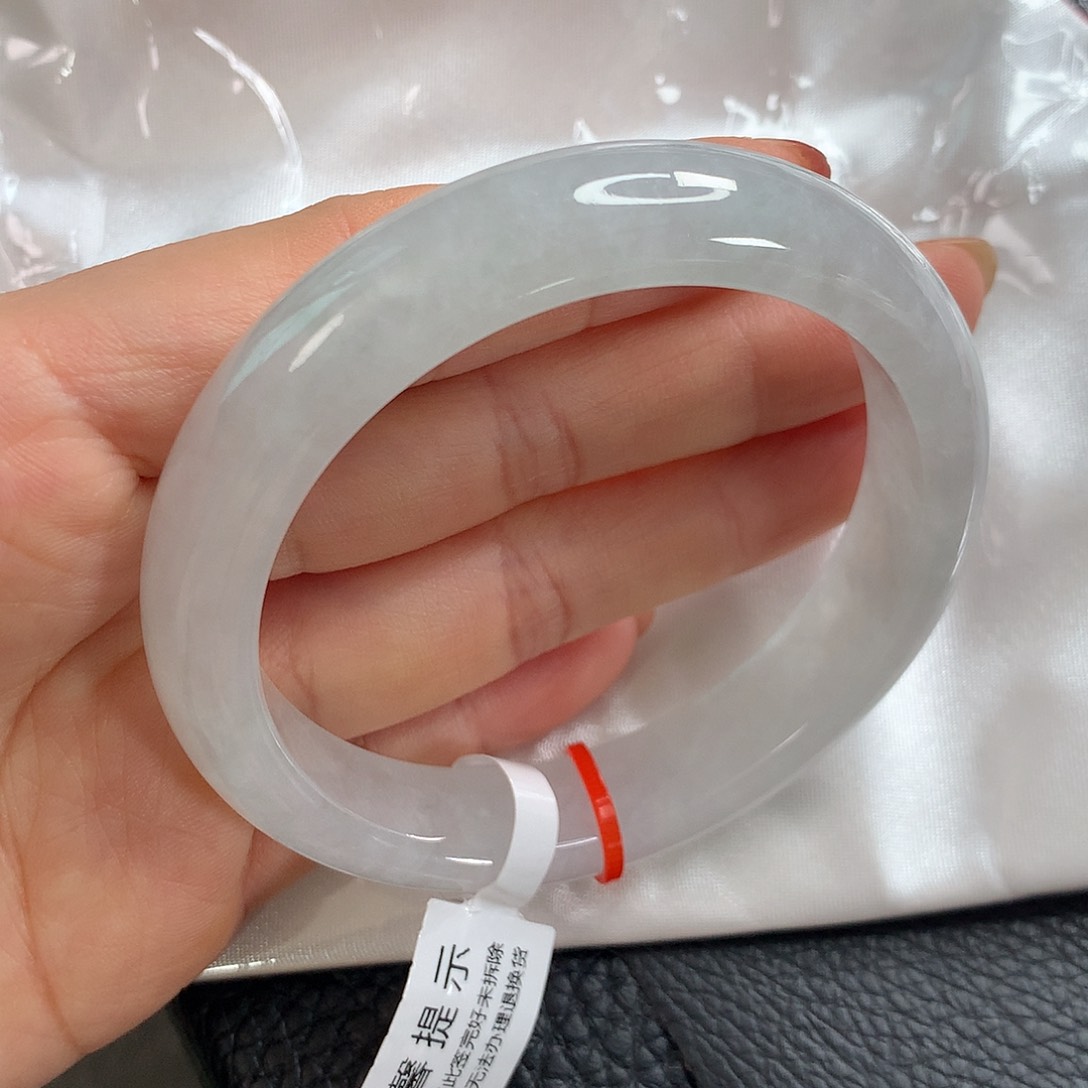 翡翠手镯未镶嵌 正圈①③⑧