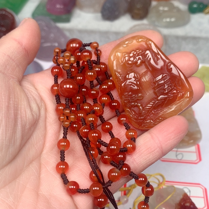 玛瑙/玉髓颈饰未镶嵌转****子