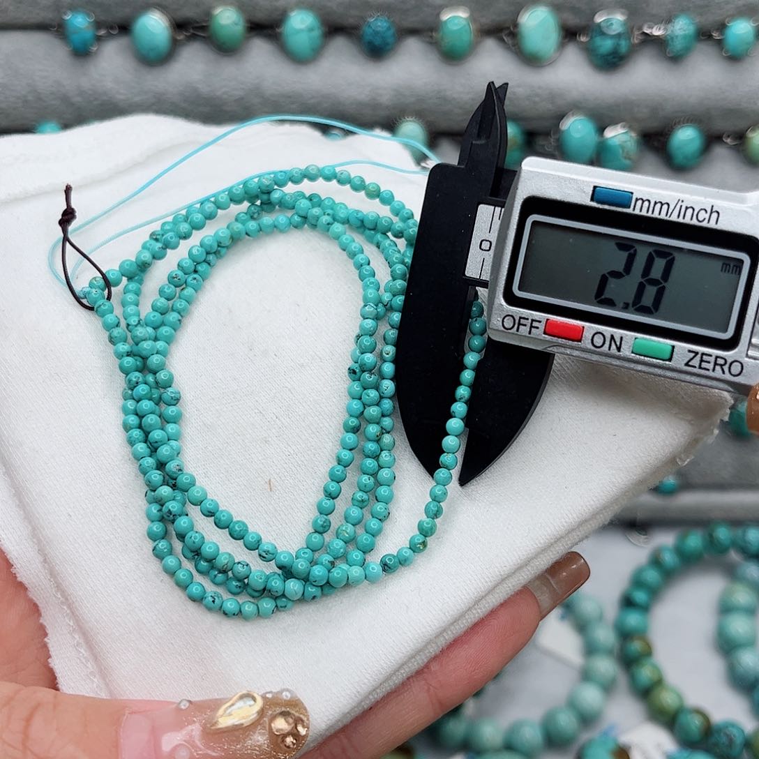 绿松石绿松石未镶嵌