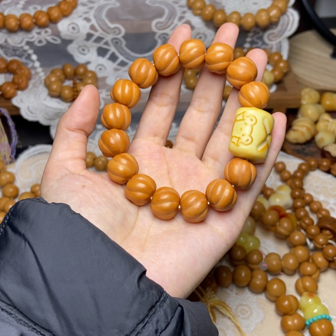 猴头核桃吊坠卷卷手串卡15