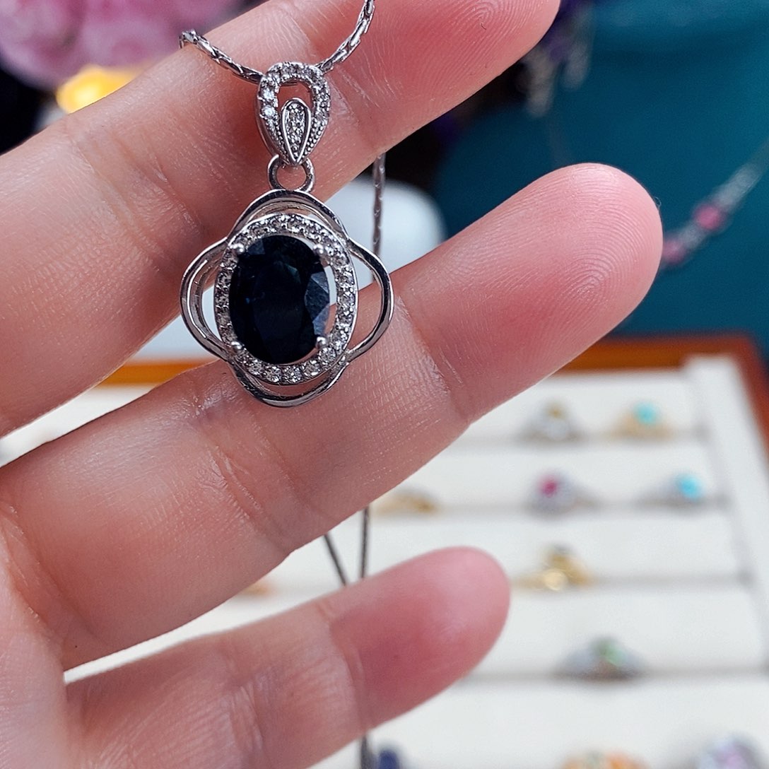 蓝宝石颈饰银S925镶嵌