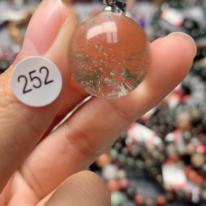 水晶吊坠(不含链)未镶嵌