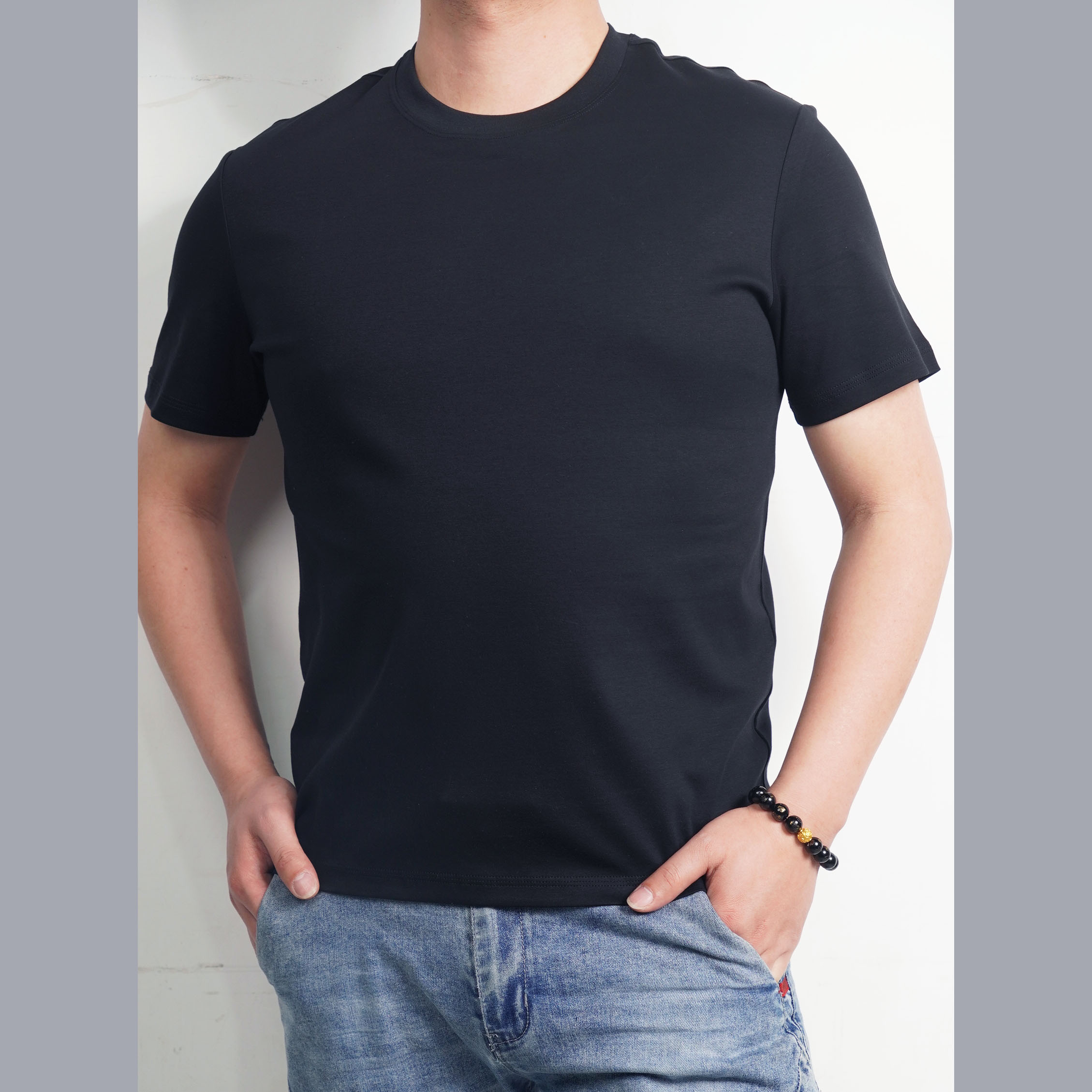新款夏季纯色黑色针织短袖休闲时尚男士圆领百搭T恤男装半袖上衣
