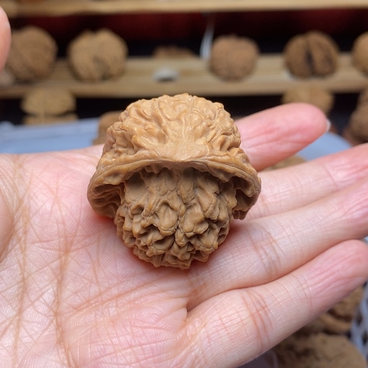 方***5文玩核桃把件尺寸
