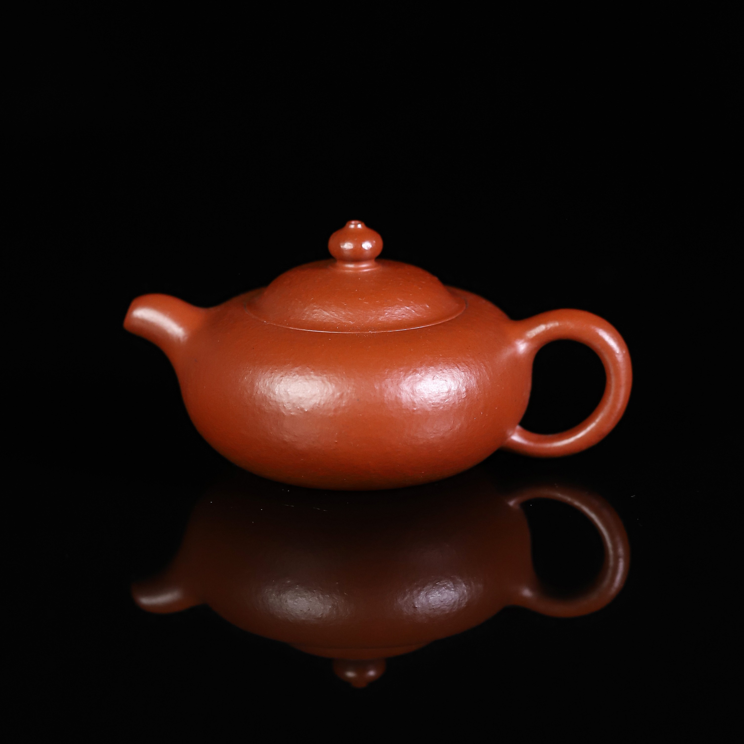 朱泥大红袍，玉乳壶，120cc左右，全手工制作纯手工