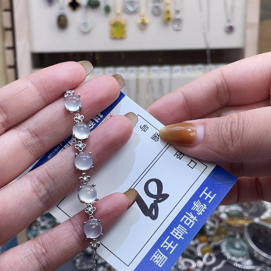 暴***鬼岫玉银S925镶嵌吊坠吊坠