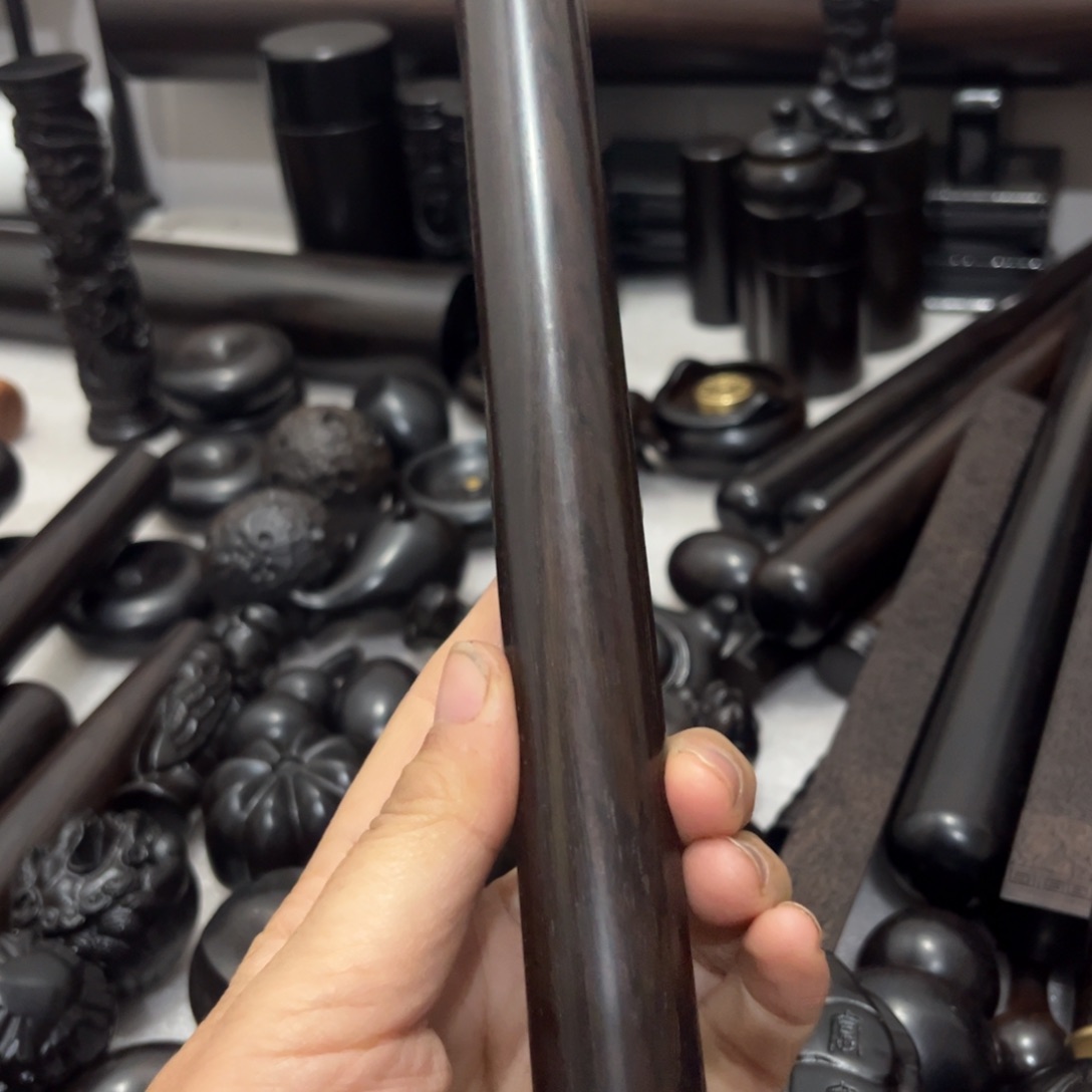 一***先黑酸枝木类紫光檀40公分细棍一根