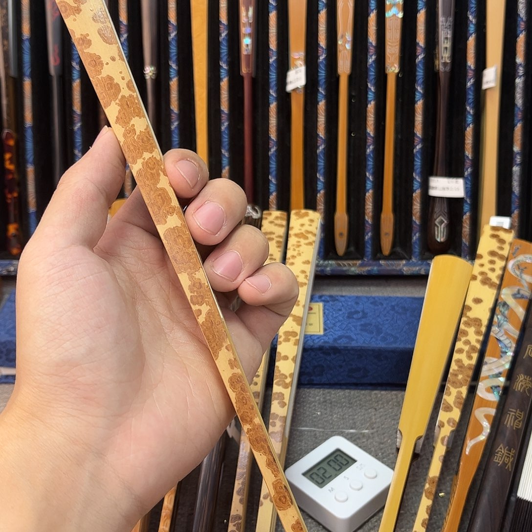 扇子M**k纯手工制作的