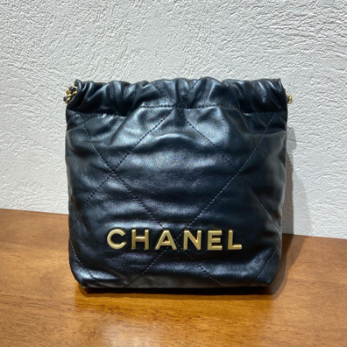 99新 Chanel/香奈儿 23A黑金22bag mini 时尚单肩斜挎包
